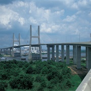Cochrane–Africatown USA Bridge