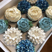 Blue Flower Cupcake