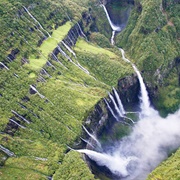 Voile De La Mariée, Réunion