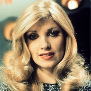 Lynsey De Paul