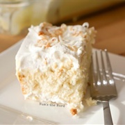 Coconut Cream Pie Poke Cake