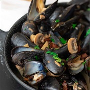 Apple and Mussels