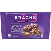 Brach&#39;s Milk Chocolate Caramel Peanut Clusters
