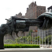 Knotted Gun, Turtle Bay, New York
