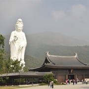Hong San Tang Temple and the Goddess of Mercy