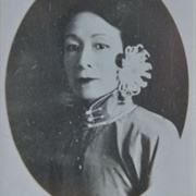 Nellie Yu Roung Ling