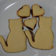 Vegan Sugar Cookies Filled With Homemade Cashew Chocolate Spread