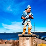 Small Town X Fisherman Statue