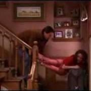 Everybody Loves Raymond "Baggage" -- S7.22