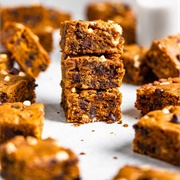 Pumpkin Chocolate Chip Blondies