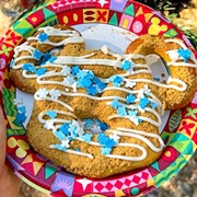 Holiday Cookie Pretzel
