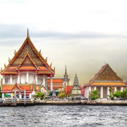 Wat Kalayanamit Woramahawihan, Bangkok, Thailand
