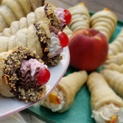 24 Cream Horns, 2 Flavors