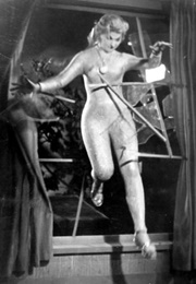 The Astounding She-Monster (1957)