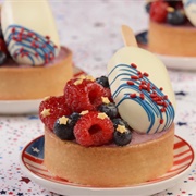 Contemo Café Fourth of July Fruit Tart