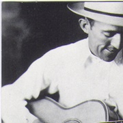 Peach-Pickin' Time Down in Georgia - Jimmie Rodgers