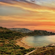 Ghajn Tuffieha, Malta