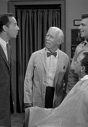 Stranger in Town: The Andy Griffith Show S1 E12 (1960)