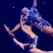 'Twas the Night Before Christmas by Cirque Du Soleil