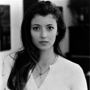 Mia Sara