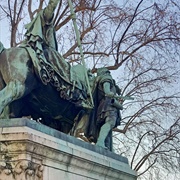 Statue De Charlemagne Et Ses Leudes