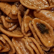 Strascinati Con Mollica E Peperoni Cruschi