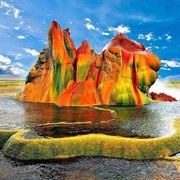 Fly Geyser