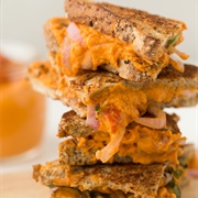 Red Pepper Hummus Sandwich