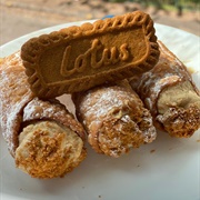 Biscoff Cannoli