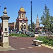 Country Club Plaza