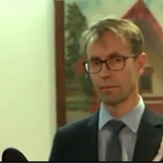 David Clark Throws Ashley Under the Bus