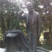 The Grave of Harry L. Collins