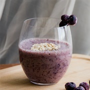 Blueberry Oats and Chia Smoothie