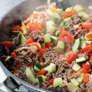 Vegetable Pan With Ground Beef