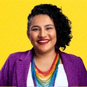 Vivi Reis (Bisexual, She/Her)