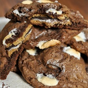 S'mores Oreos Stuffed Cookies