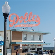Dolly's Salt Water Taffy, CT