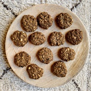 Oat & Carob Cookie