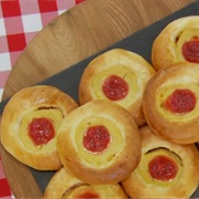 2 Kinds of Sweet European Buns W/Yeast