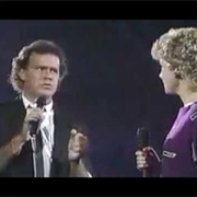 Nobody Loves Me Like You Do- Anne Murray & Dave Loggins