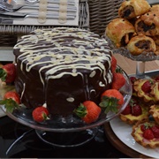 Queen's Picnic: Cake, Sausage Rolls, Quiches, Scones, Tarts