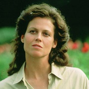 Sigourney Weaver
