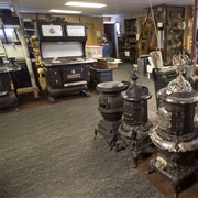 Bryant Stove and Music (Permanently Closed)