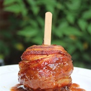 Smoked Caramel Apple Bacon Bomb