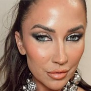 Kaitlyn Bristowe (Bisexual, She/Her)