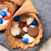 4th of July Campfire Cones
