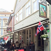 Dyvekes Vinkjeller, Bergen, Norway