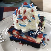 Patriotic Oreo Cheesecake Bar