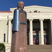 420 Louis Pasteur Statue