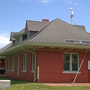 Mammoth Spring Frisco Depot